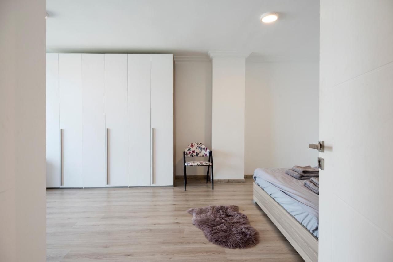 Apartment M-77 Beirut