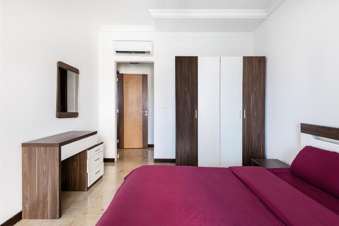 M-77 Apartment