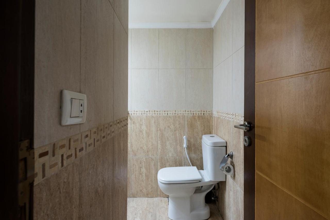 Apartment M-77